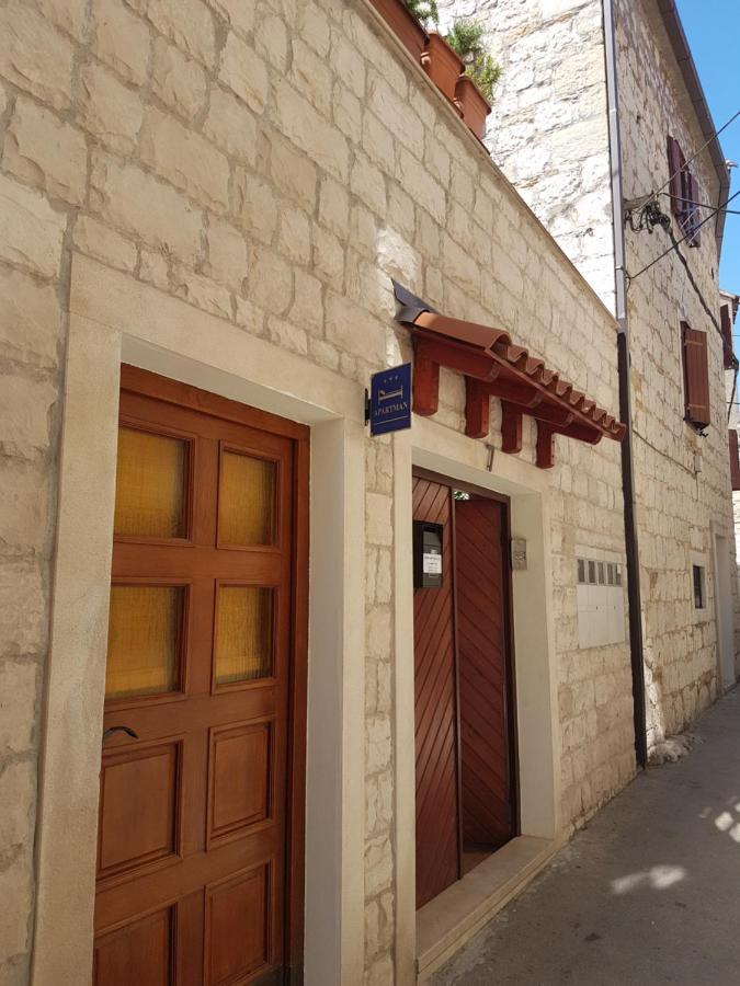 ספליט Apartments And Rooms Villa Lina מראה חיצוני תמונה