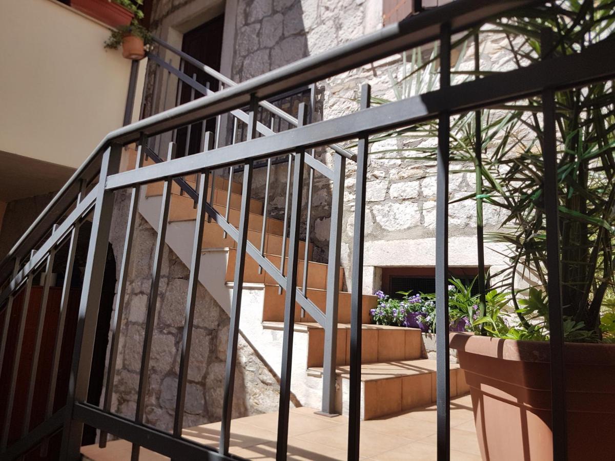 ספליט Apartments And Rooms Villa Lina מראה חיצוני תמונה