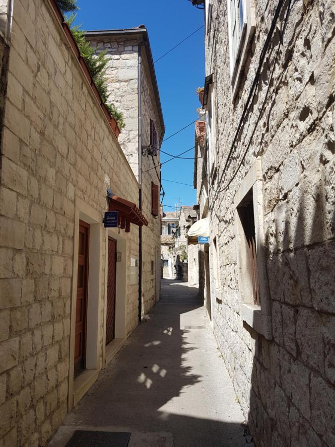 ספליט Apartments And Rooms Villa Lina מראה חיצוני תמונה