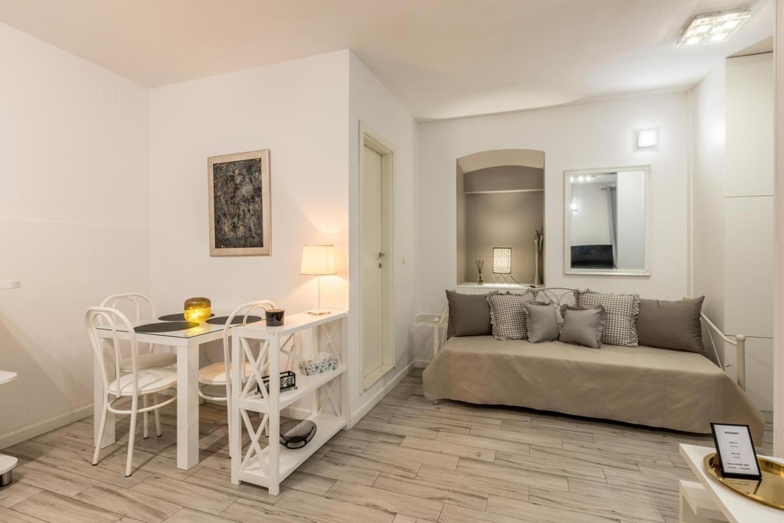ספליט Apartments And Rooms Villa Lina מראה חיצוני תמונה